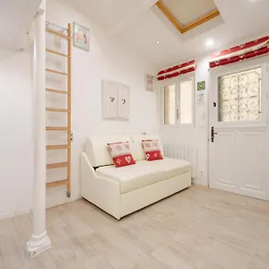 Superb Tiny House In Heart Of 1st! Appartamento Parigi